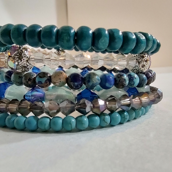 Memory Wire Bracelet - Picture 3 of 7